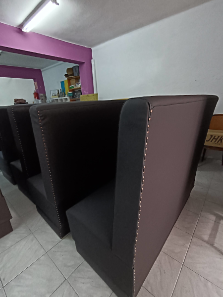 Proceso de fabricación de asientos para club social - Tapizado trasero